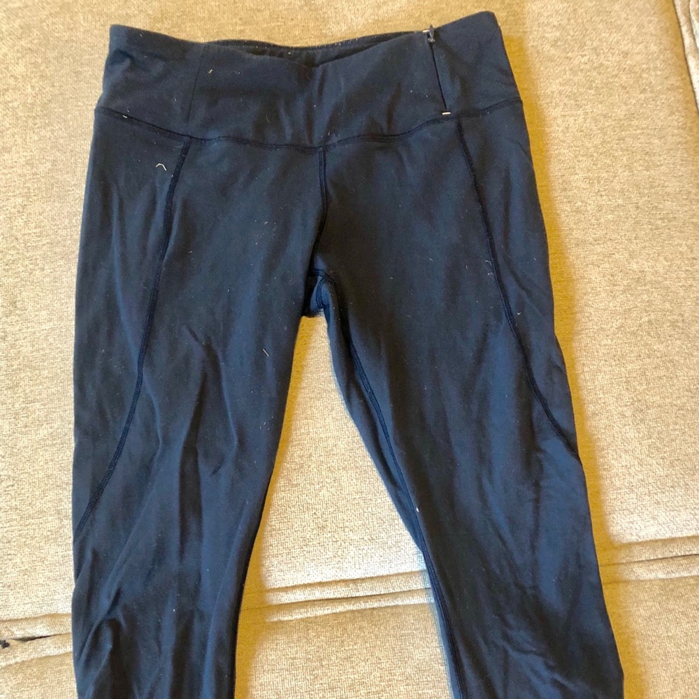 Athletic leggings